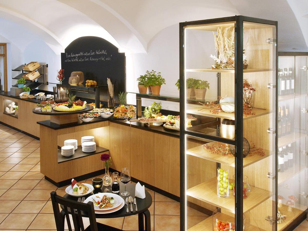 Hotel Restaurant Zum Goldenen Anker Mit Hallenbad & Wellnessbereich Windorf  Extérieur photo