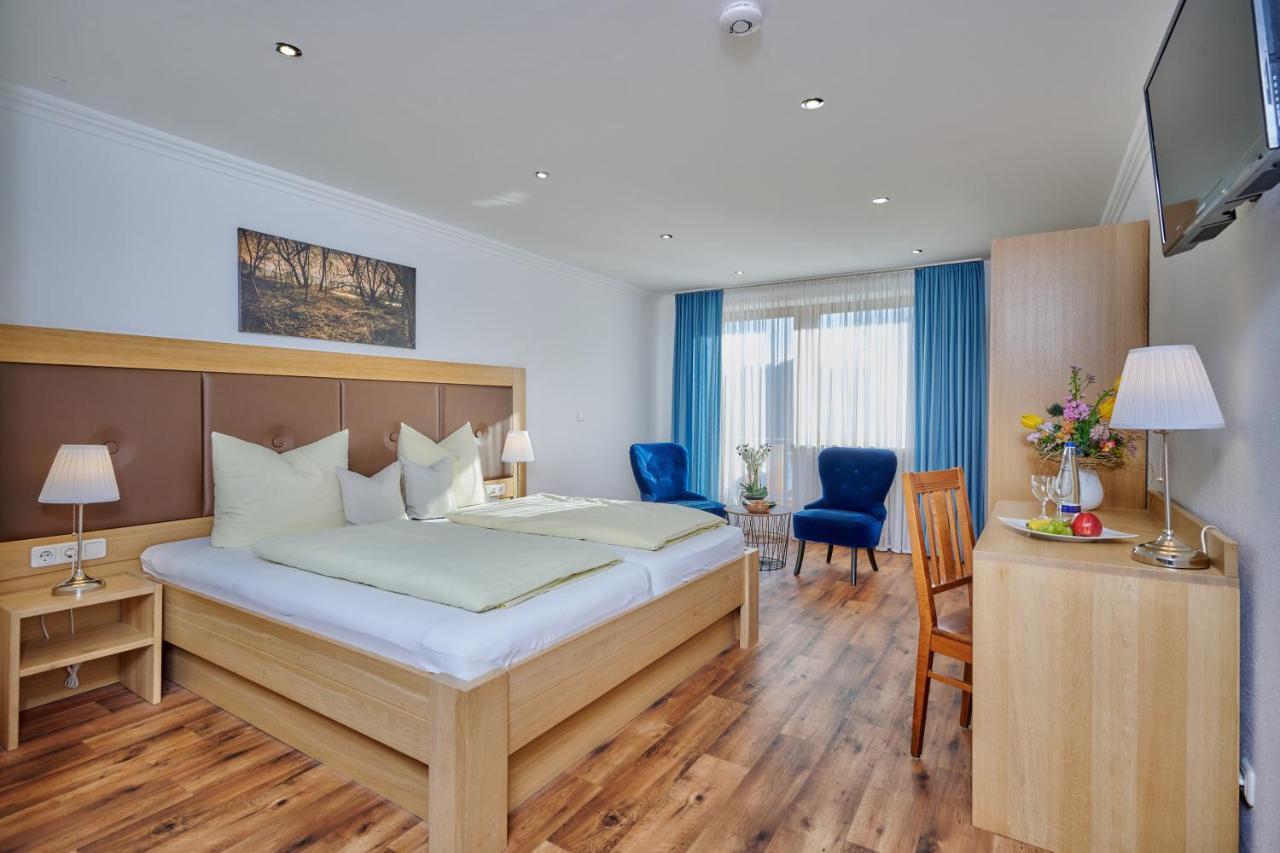 Hotel Restaurant Zum Goldenen Anker Mit Hallenbad & Wellnessbereich Windorf  Extérieur photo