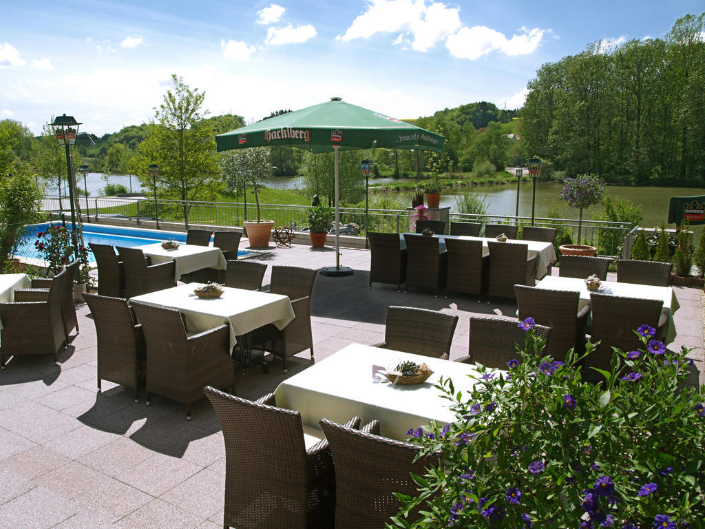 Hotel Restaurant Zum Goldenen Anker Mit Hallenbad & Wellnessbereich Windorf  Chambre photo